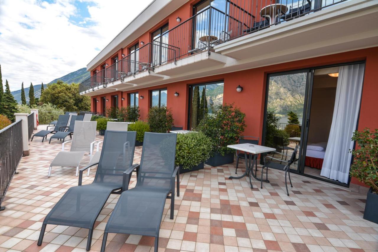 Hotel Oasi Beach Malcesine Eksteriør bilde