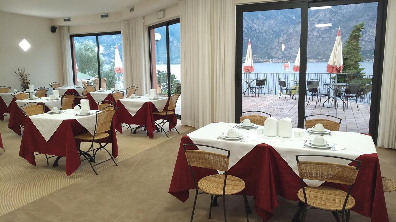 Hotel Oasi Beach Malcesine Eksteriør bilde