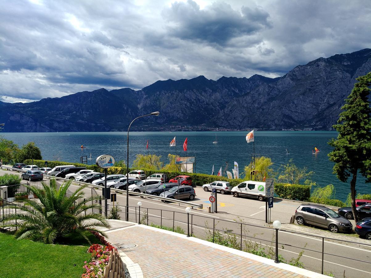 Hotel Oasi Beach Malcesine Eksteriør bilde