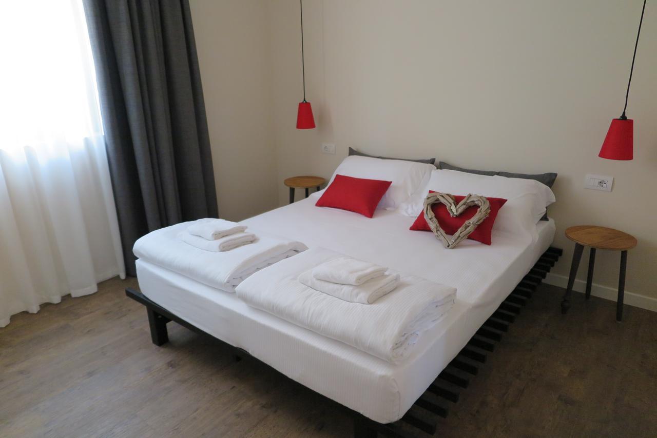 Hotel Oasi Beach Malcesine Eksteriør bilde