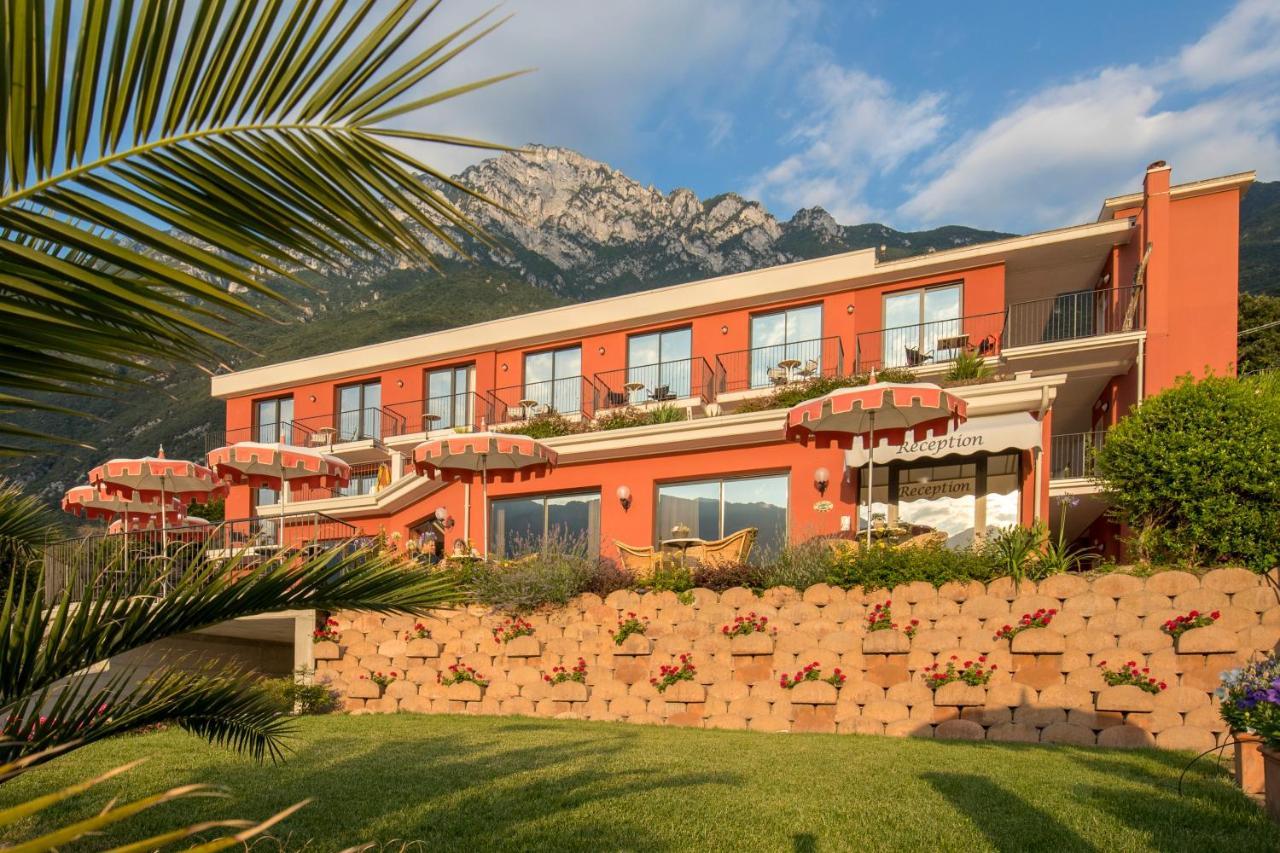 Hotel Oasi Beach Malcesine Eksteriør bilde